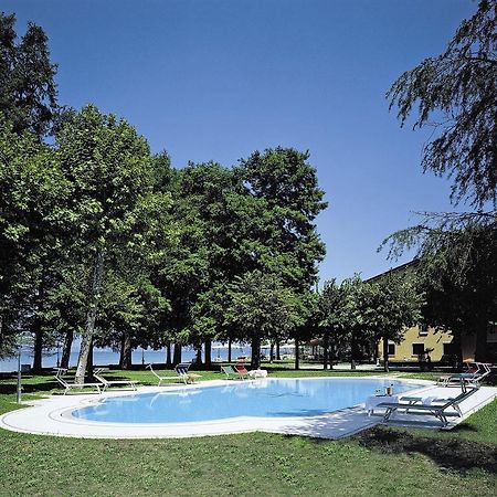 Hotel Lugana Parco Al Lago Сирмионе Экстерьер фото